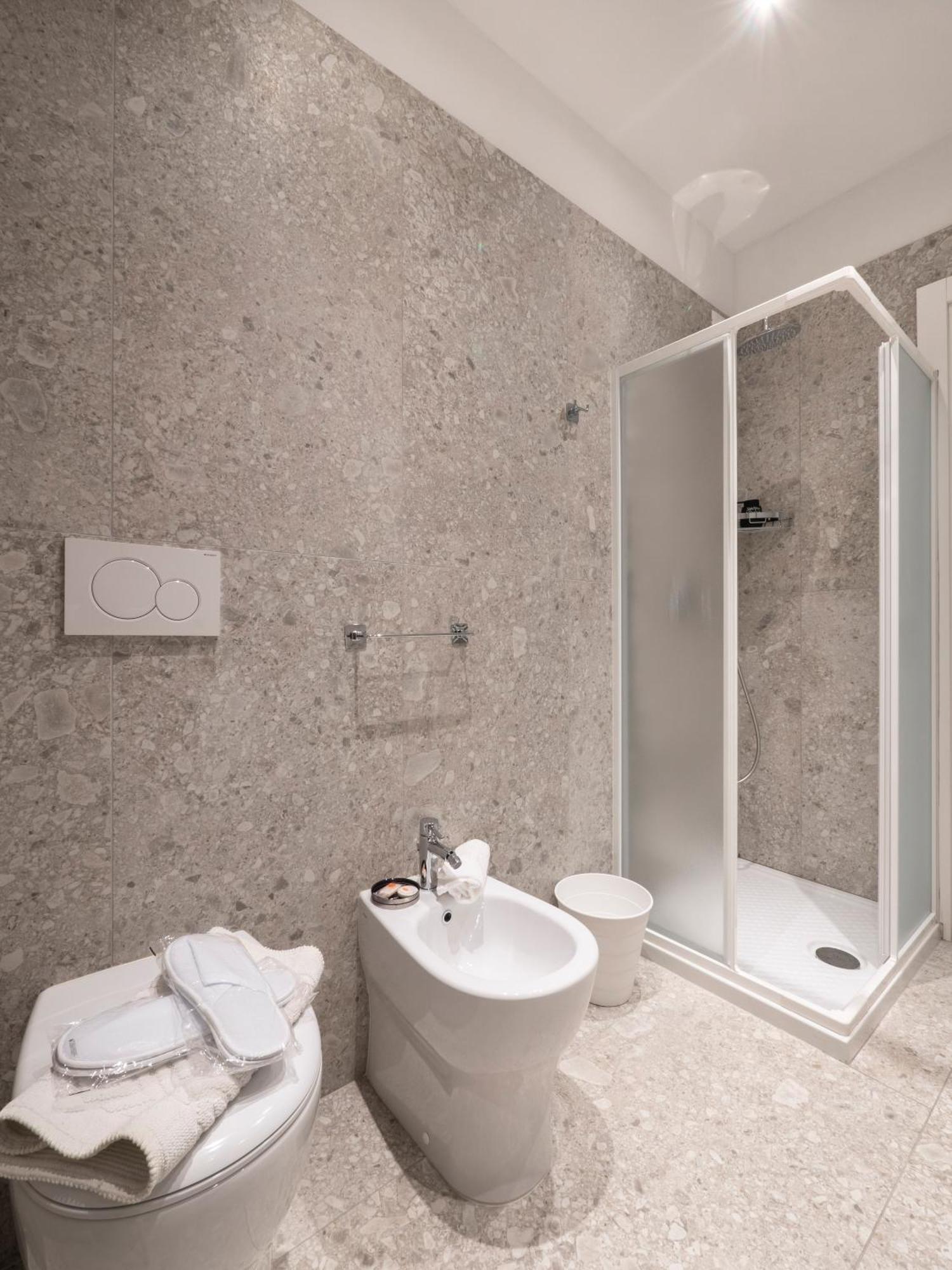 Zuara9Room Rimini Exterior foto